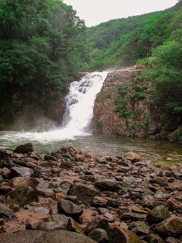  Yongchu waterfall (용추폭포), Hamyang-gun, Gyeongsangnam-do, Korea