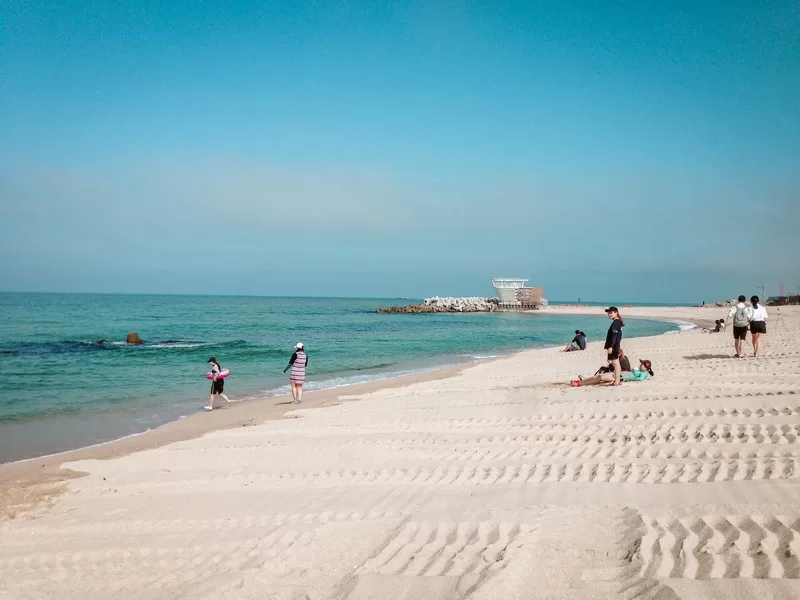  Sungeut Beach (순긋해변), Gangneung, Korea; Korean beach, Korean east coast