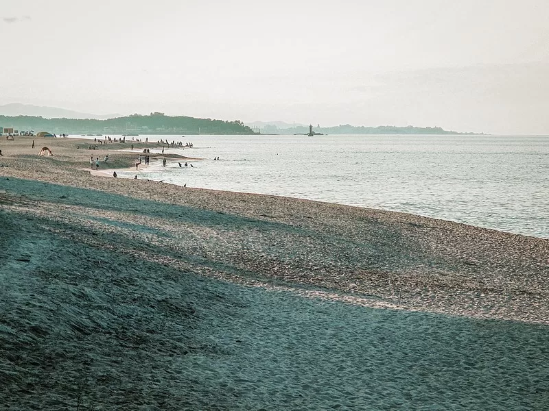  Sungeut Beach (순긋해변), Gangneung, Korea; Korean beach, Korean east coast