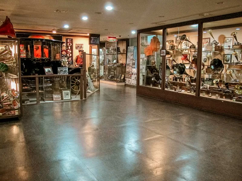 Chamsori Gramophone Museum and Edison Science Museum (참소리축음기 에디슨과학박물관), Gyeongpo Beach, Gangneung, Korea; summer in Korea; Korean east coast