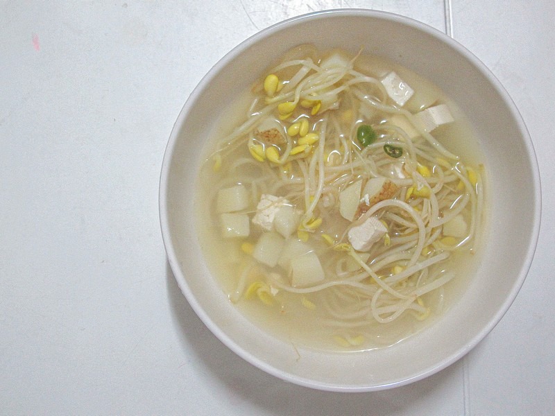 how to make Korean bean sprout soup (콩나물국)