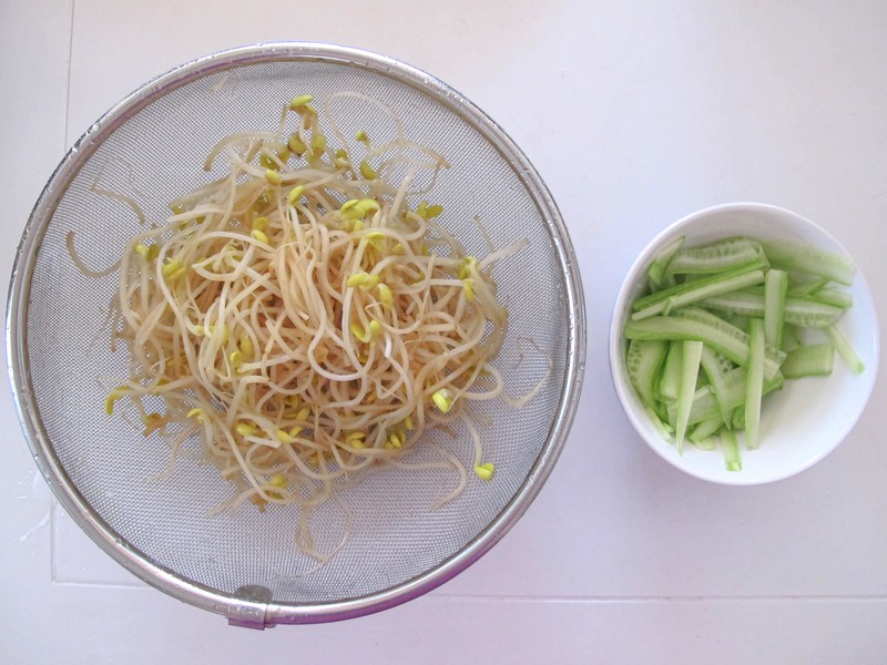 How to make Korean Sesame bean sprout side dish (콩나물무침)