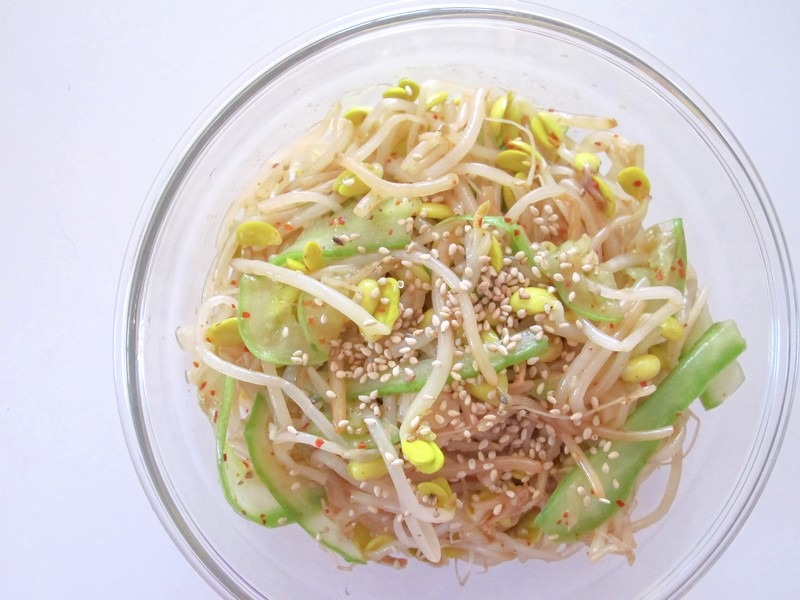 How to make Korean Sesame bean sprout side dish (콩나물무침)