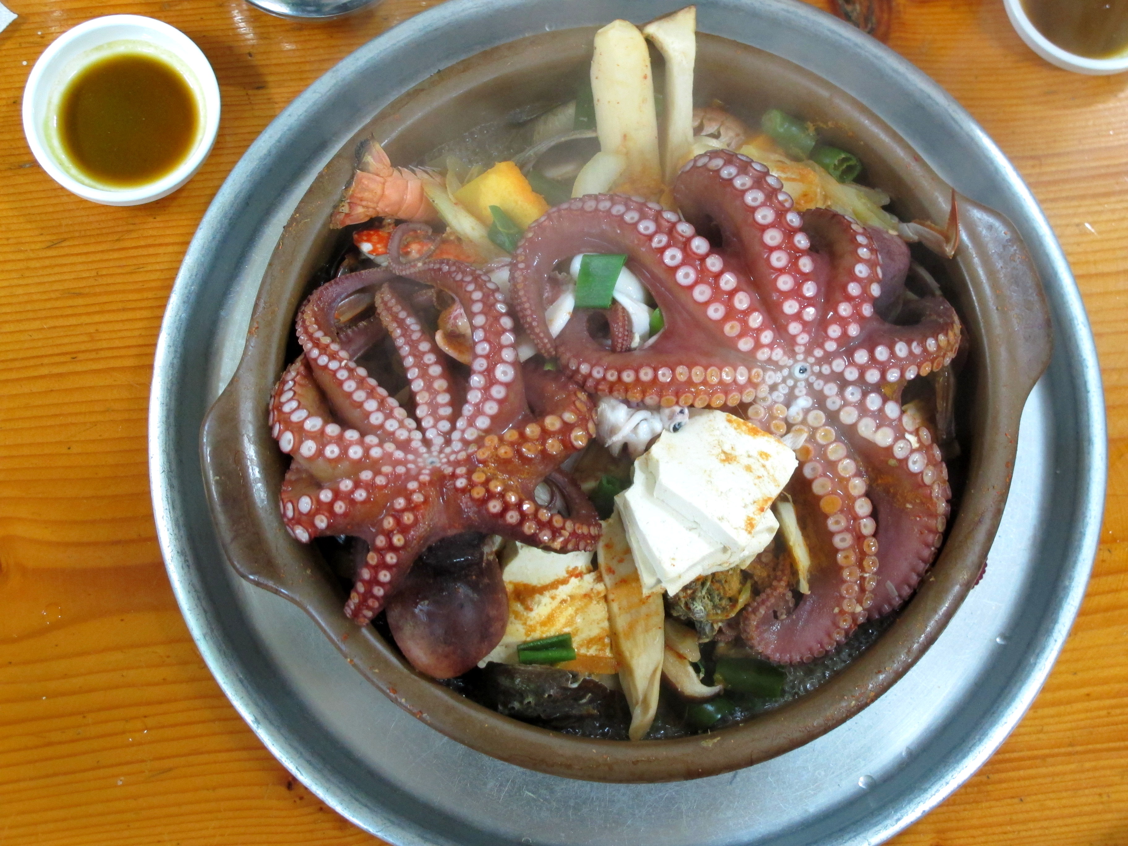 haemultang-korean-food-seafood-the-soul-of-seoul