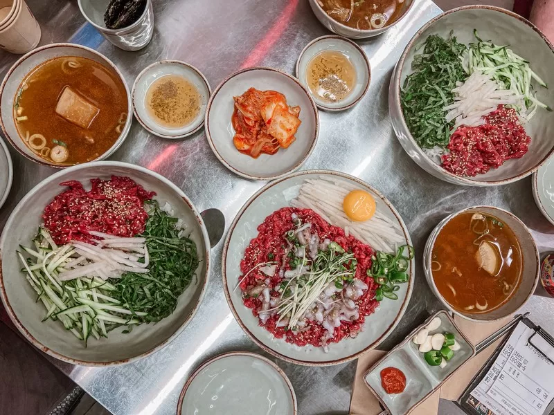yukhoe (육회), Korean steak tartare, Korean food