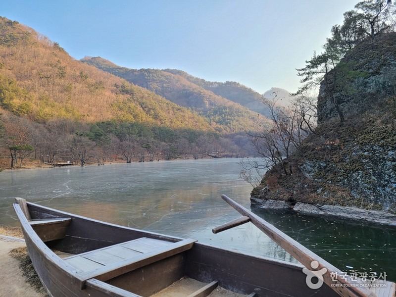 Jusanji Lake, Cheongsong, Korea