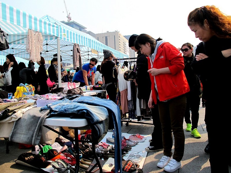 Gwanghwamun Flea Market, Seoul, Korea