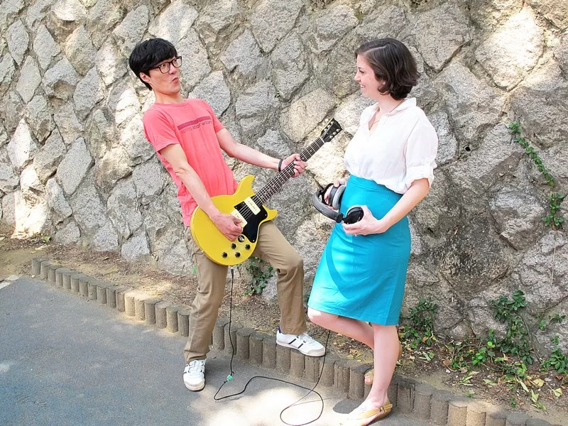 Baby announcement, idea for baby announcement with a musician