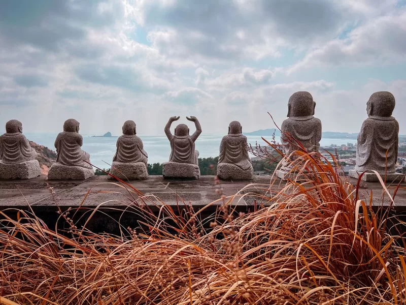 Sanbangsan (산방산), Bomunsa (보문사), Seogwipo-si, Jeju-do, Korea