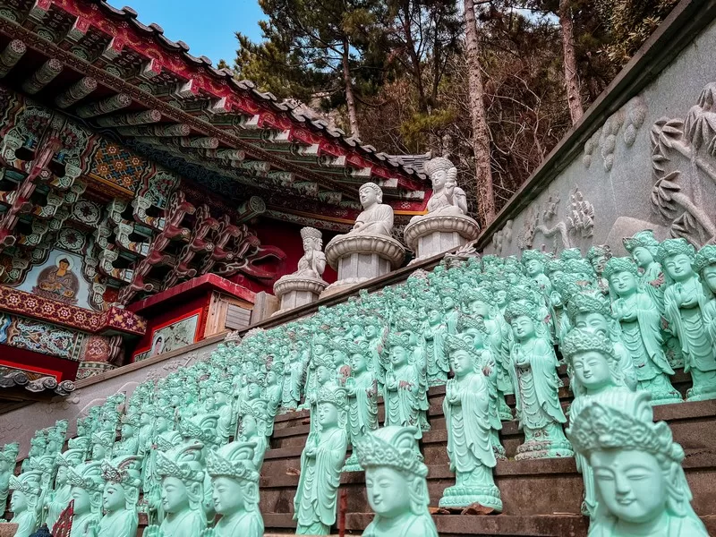 Sanbangsan (산방산), Bomunsa (보문사), Seogwipo-si, Jeju-do, Korea