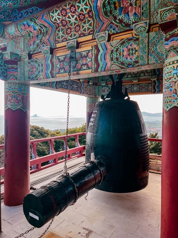 Sanbangsan (산방산), Bomunsa (보문사), Seogwipo-si, Jeju-do, Korea