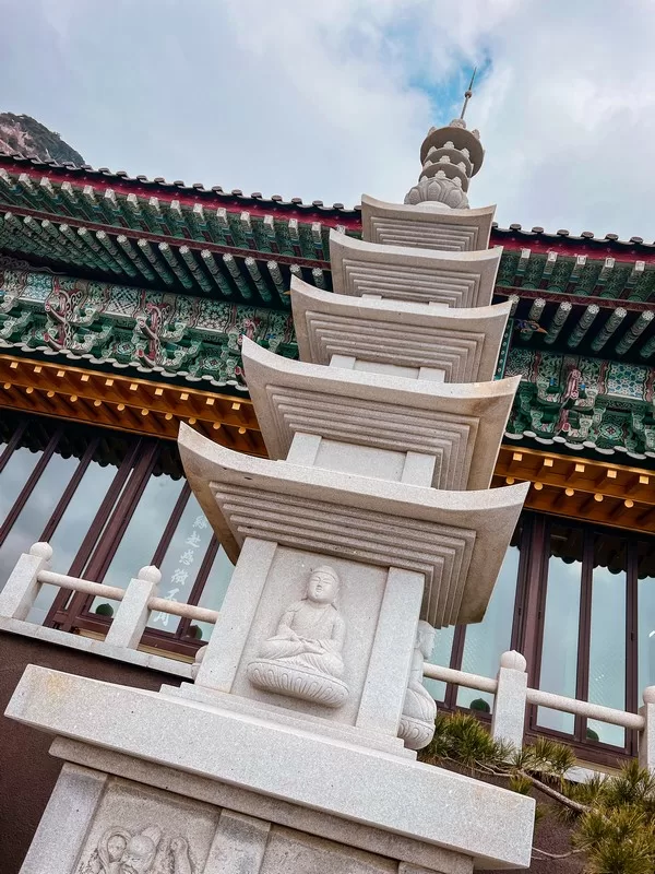 Sanbangsan (산방산), Bomunsa (보문사), Seogwipo-si, Jeju-do, Korea