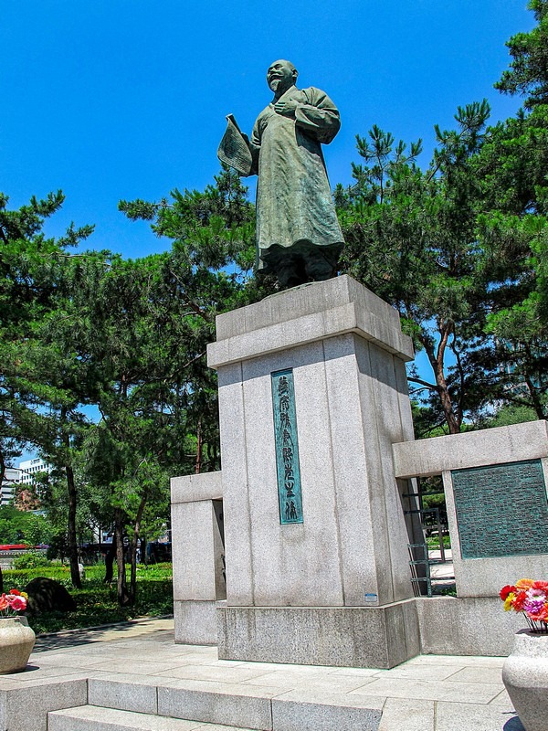 Tapgol Park (탑골공원), Insadong, Seoul, Korea