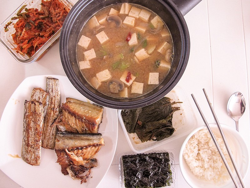 Fermented soybean paste soup, or deonjang jjigae (된장찌개), recipe