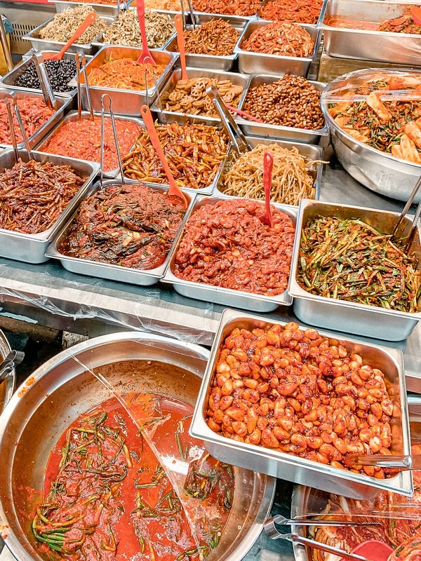 Mangwon Market (망원시장), Mapo-gu, Seoul, Korea