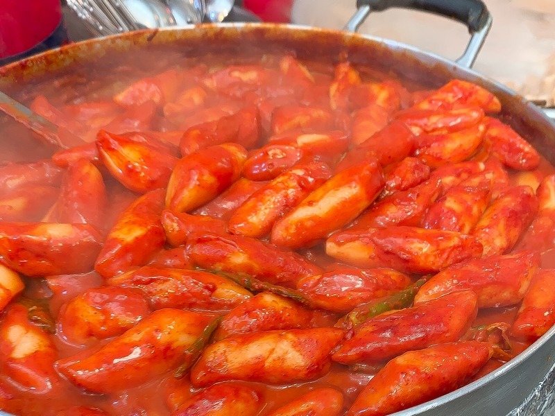 Tteokbokki (떡볶이), Gwangjang Market, Seoul, Korea