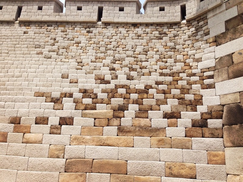 Seoul Fortress Wall, Sungnyemun Gate/ Namdaemun Gate, Seoul, Korea