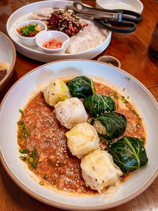 Jincheong Yujeom (진청유점) Yeonnam-dong, Seoul, Korea