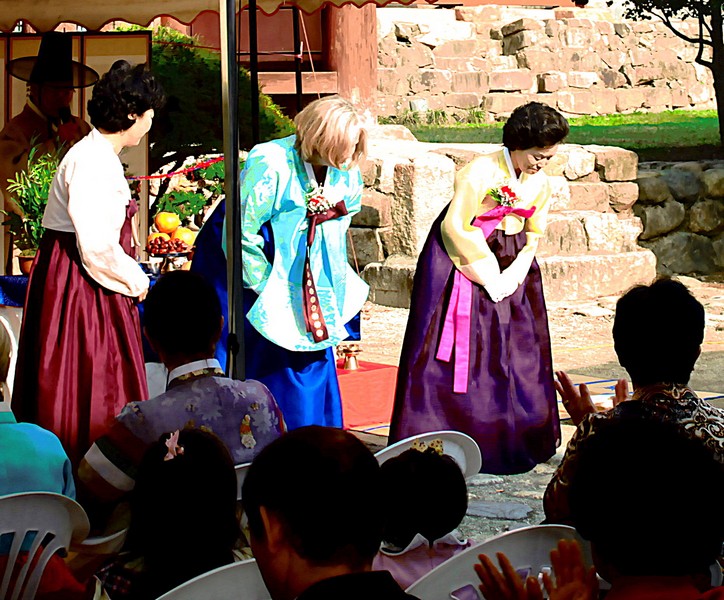 Korean Traditional Wedding: Busan, Korea, Multicultural Wedding. American Wife & Korean Husband in traditional Hanboks