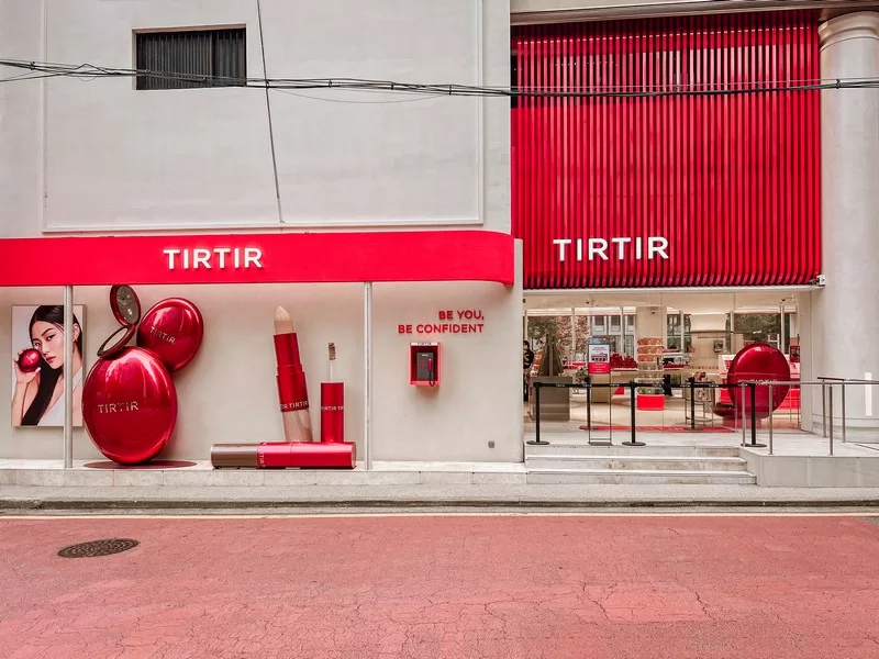 TIRTIR Seongsu (티르티르 성수), Seongsu, Seoul, Korea; beauty flagship store