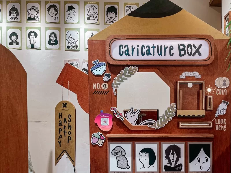 Acorn Caricature (도토리 캐리커쳐), Seoul, Korea