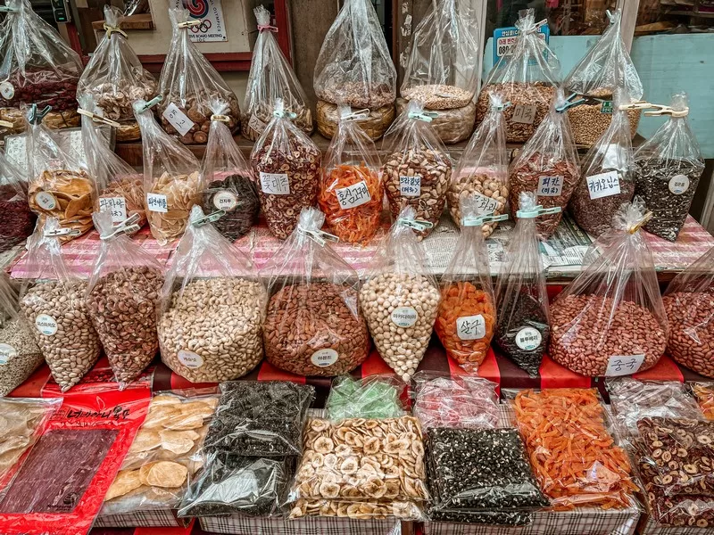 Gukje Market (국제시장), Busan, Korea