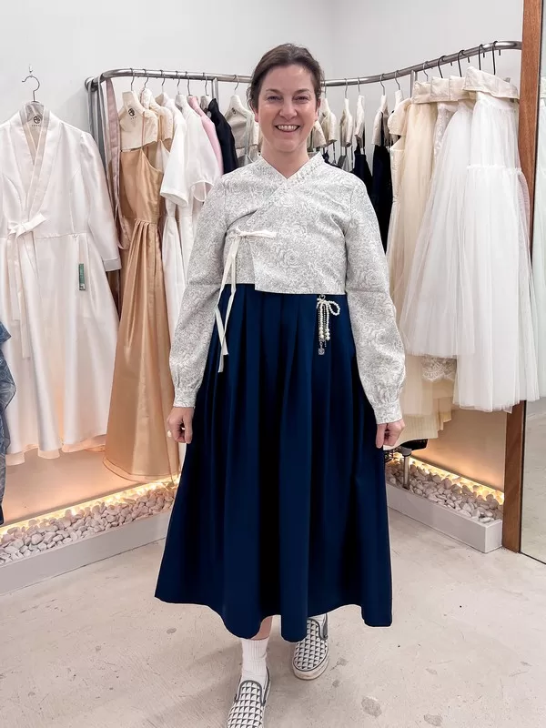 Leesle, modern Hanbok, Hongdae, Seoul, Korea