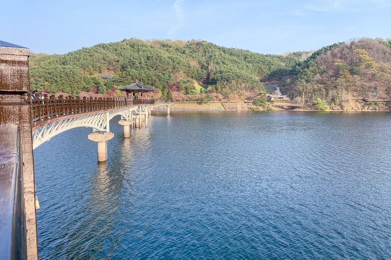 Wolyeonggyo Bridge (월영교), Andong, Korea