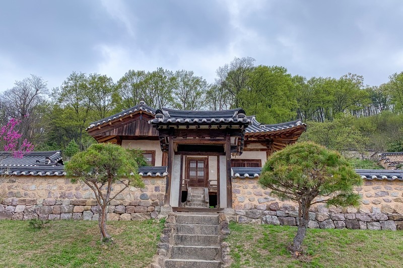 Imcheonggakgun jajeong (임청각군자정), Andong, Korea