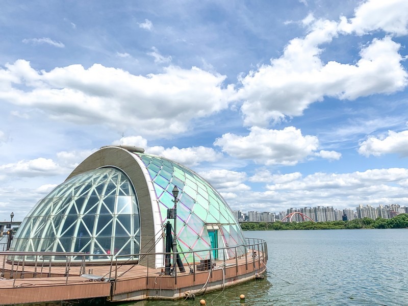 Yeouido Han River Park, Seoul, Korea