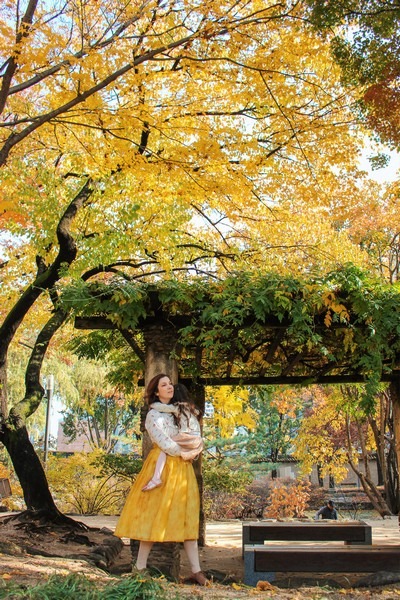 Deoksugung Palace, Seoul, Korea: Hallie Bradley and family