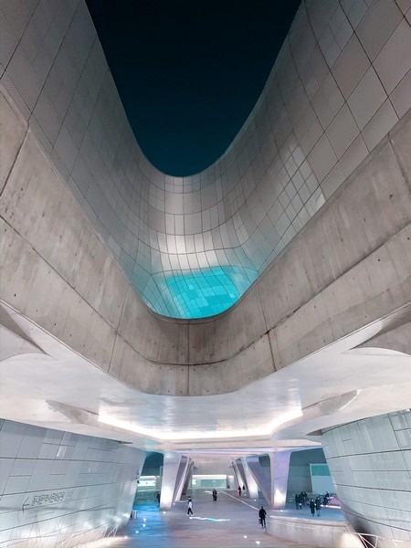 Dongdaemun Design Plaza (동대문디자인플라자), Seoul, Korea