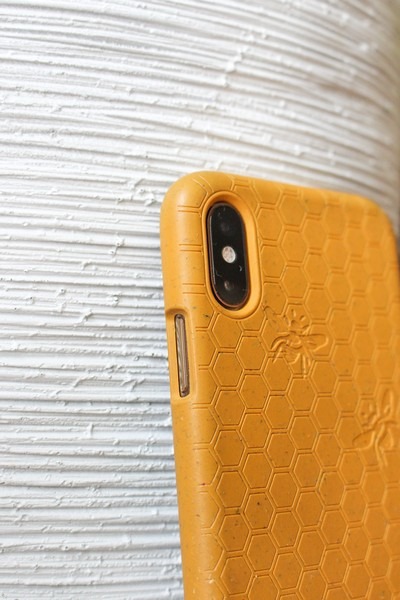 Limited Edition Bee Case, Pela Phone Case, Sustainable, Eco Friendly, Review