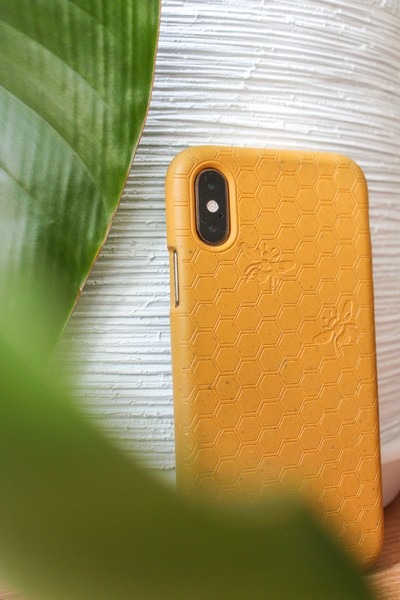 Limited Edition Bee Case, Pela Phone Case, Sustainable, Eco Friendly, Review