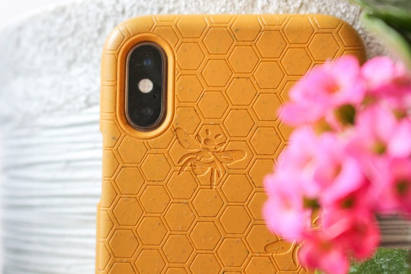 Limited Edition Bee Case, Pela Phone Case, Sustainable, Eco Friendly, Review