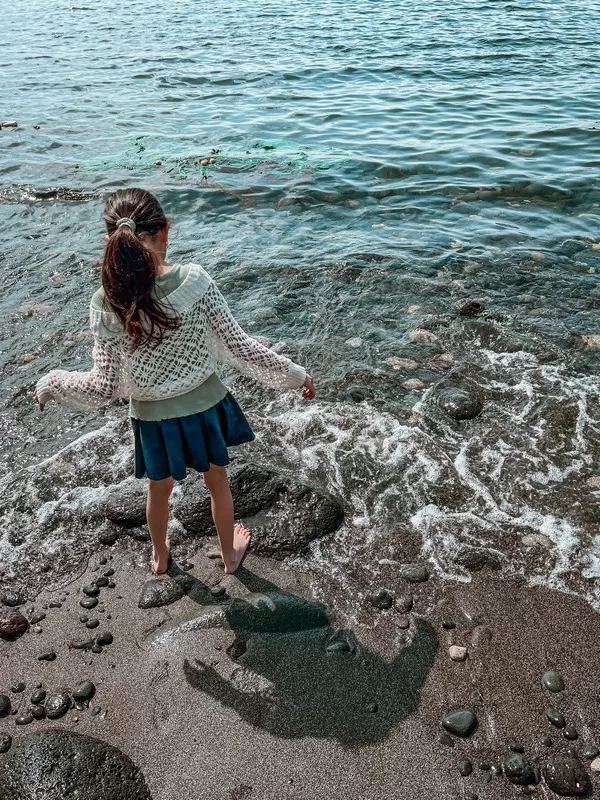 Geommeolle Beach (검멀레해변), Udo Island, Jeju-do, Korea; black sand beach