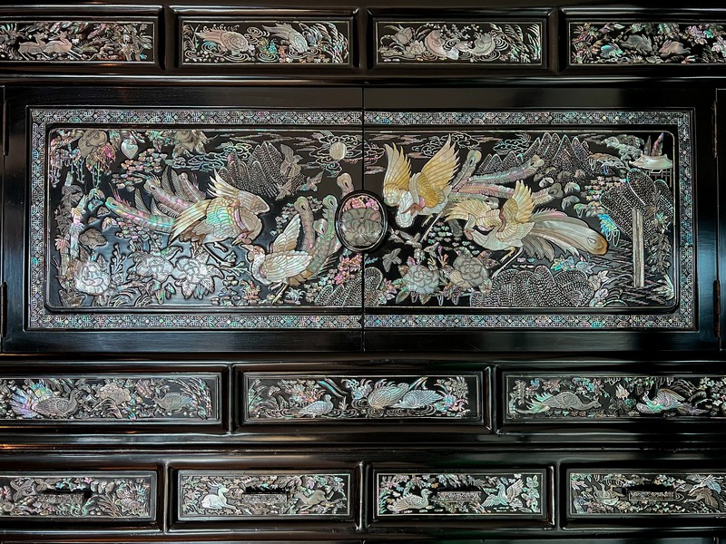 Korean mother of pearl lacquerware, najeonchilgi