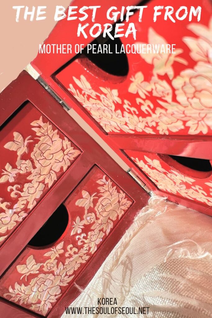 Where To Buy Korea's Mother of Pearl Lacquerware or Najeonchilgi: One of the best souvenirs from Korea or gift from Korea is Korean mother of pearl lacquerware. This historic piece of culture is beautiful and useful.