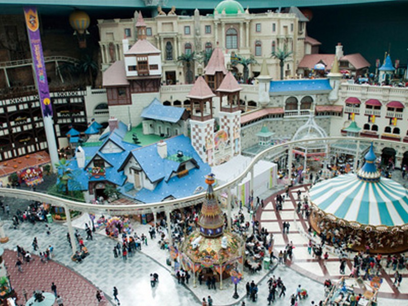 Lotte World, Seoul, Korea: Korean theme park