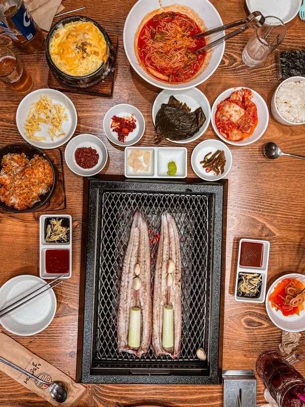 Ilpyeon Eel Restaurant (일편장어), Hongdae, Seoul, Korea; Korean food