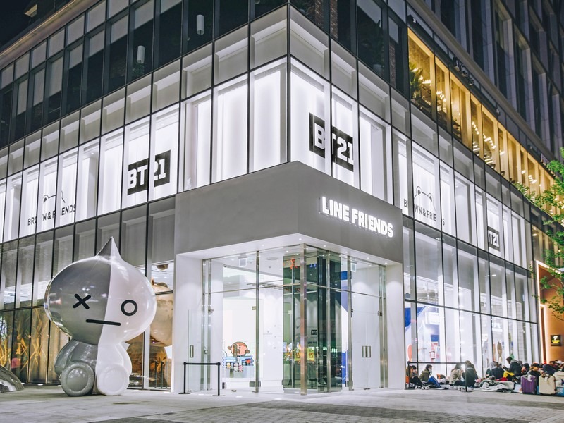 Line Flagship Store (라인프렌즈 홍대 플래그십스토어), Hongdae, Seoul, Korea