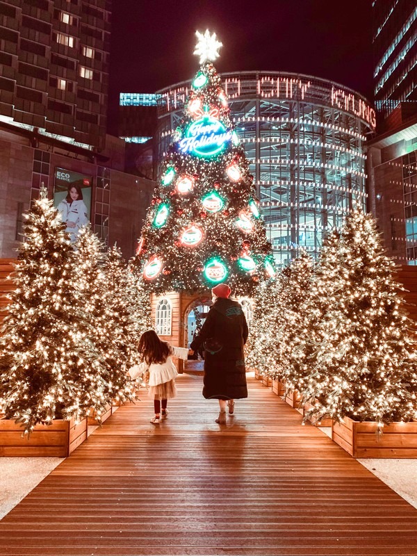 Times Square Shopping Mall, Christmas in Korea, Christmas lights in Seoul