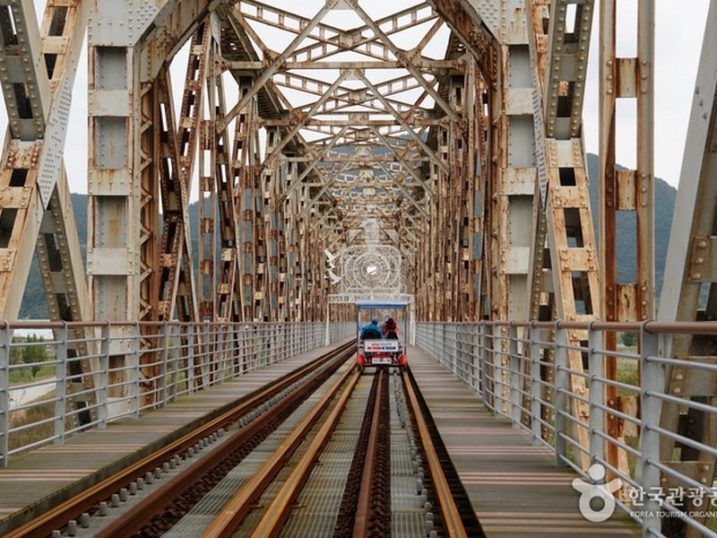 Nakdong River Rail Park (김해낙동강레일파크), Gimhae, Korea