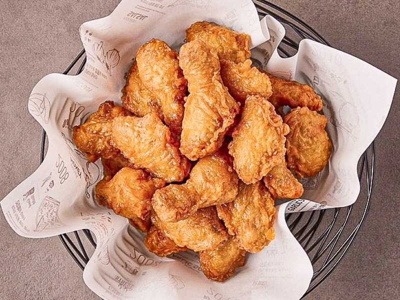 Kyochon Chicken (교촌치킨), Korean fried chicken