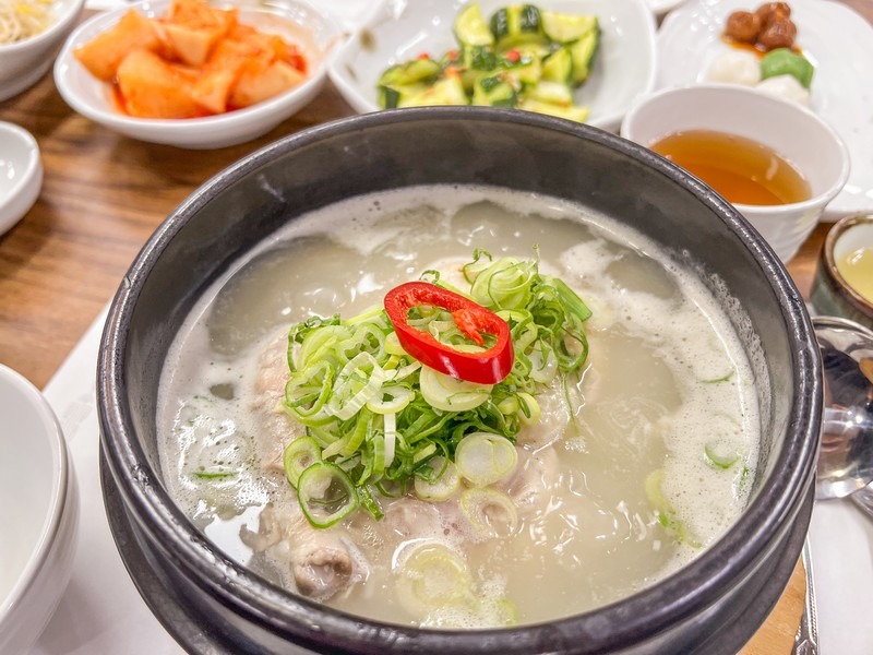 samgyetang, Korean chicken soup, Korean food