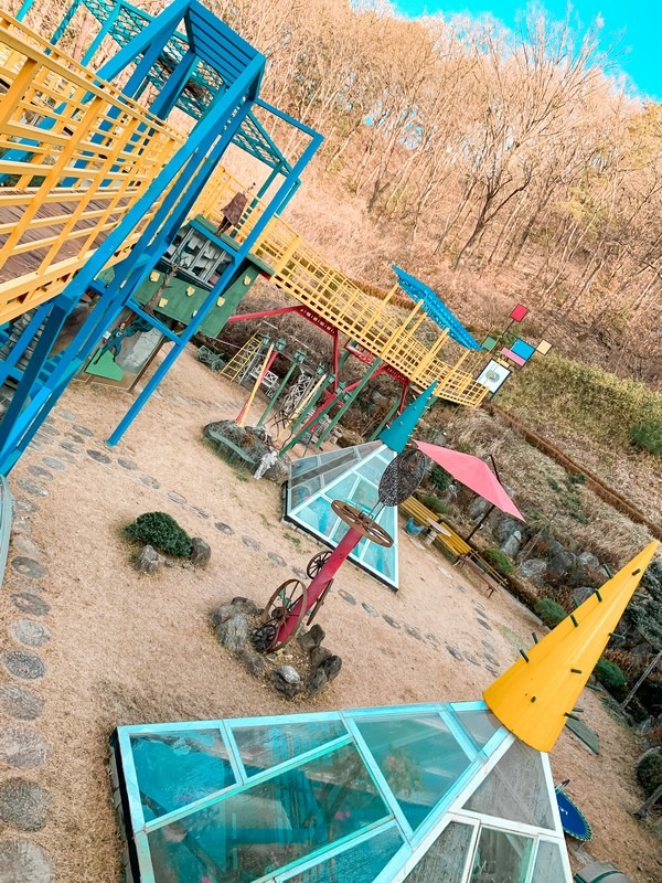 Yellow Bridge Museum (노랑다리미술관), Gapyeong, Gyeonggi-do, Korea