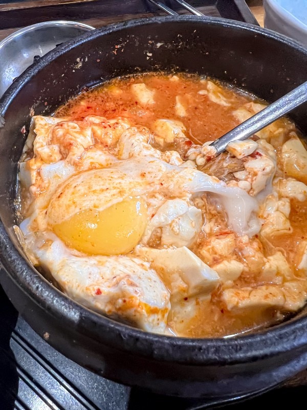 Sundubu jjigae (순두부찌개)