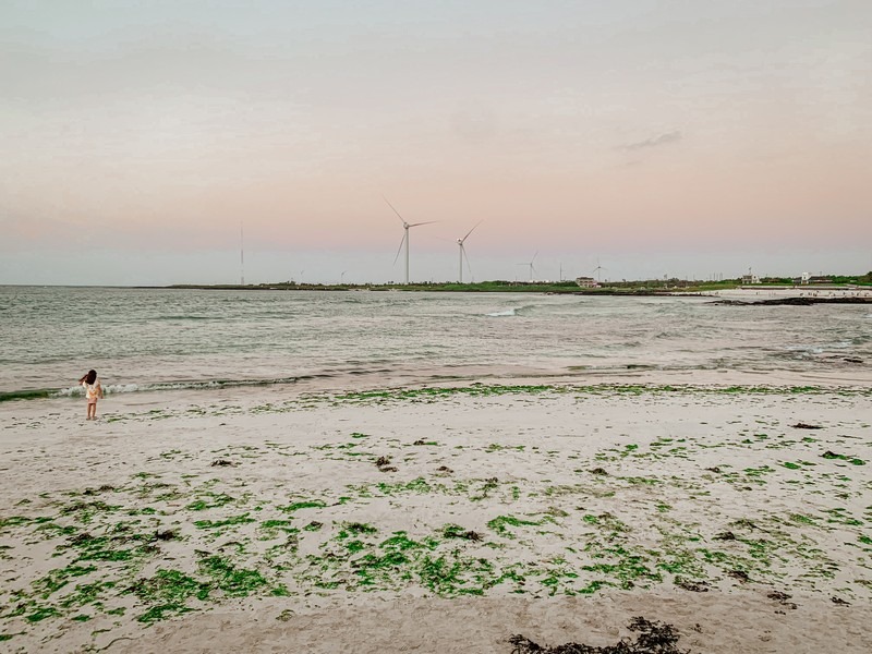 Gimnyeong Beach (김녕해수욕장), Jeju, Korea