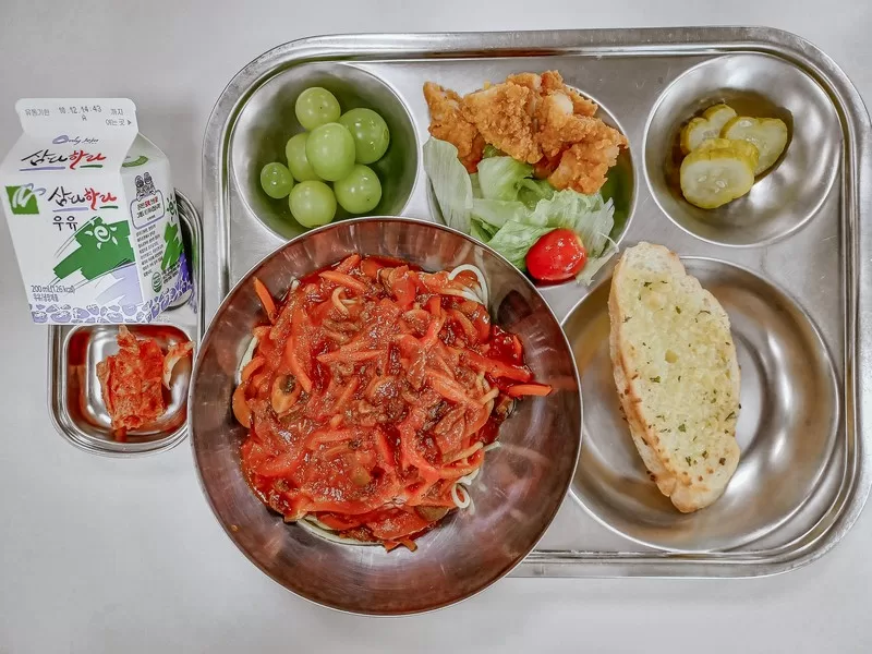 Korean public school lunch, lunch in Korea, Spaghetti