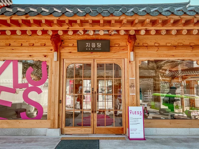 YLESS Flagship Store, Bukchon Hanok Village, Seoul, Korea